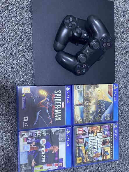 للبيع نص تيرا كامل ملحقات عده الكارتونه قيم بل يرضي الله واخذه متواجد ع الخاص والواتساب ***********
