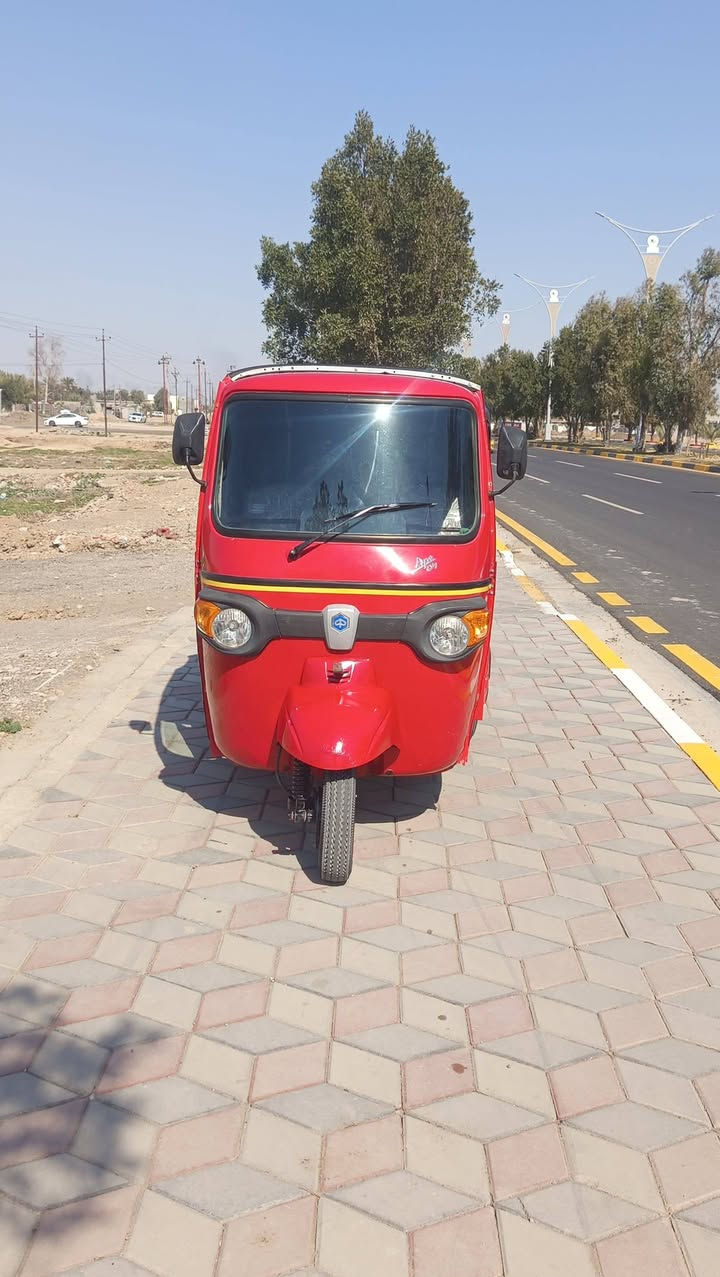 سلام عليكم تكتك بياجو للبيع موديل ٢٠ اوراق كاملة شرط الترقيم  محرك محور TVS جديد٢٥ جادر جديد ويالة باجاج كهربايات كله شغالة تكتك خير من الله 
السعر٣,٥٠٠ وبيها مجال مكاني ديالى بلدروز  رقم***********
***********
