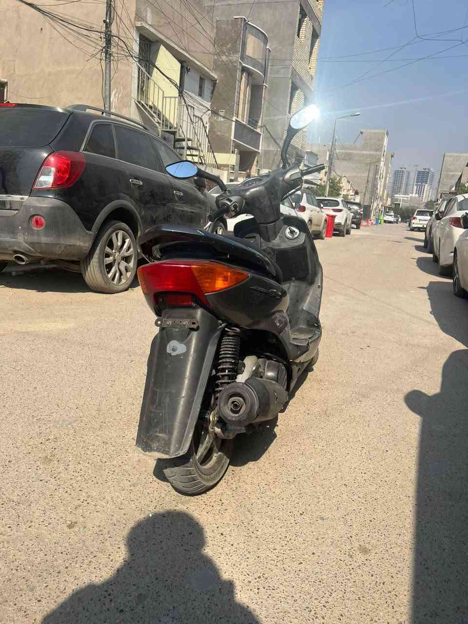 السلام عليكم دراجة سنكس نثية نضيفة مرتبة مكينتها 
مكفولة كلشي شغال بالدراجة كهربائيات بريكات اشاير كابريتر مالتها يجنن ستناد حساس نكرة سلف  دراجة ما متعوبة وخرسة المكينة نااعمة كلش رايدها 700 وبيها مجال للطيبين مكاني بغداد المنصور  *********** اتصال واتس اب موجود
