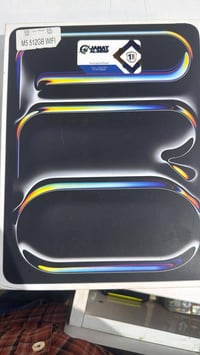 ipad M5 13 ايباد M5 بعده مامفتوح من الكارتون ذاكره 512 مو 256 ابيعه فر...