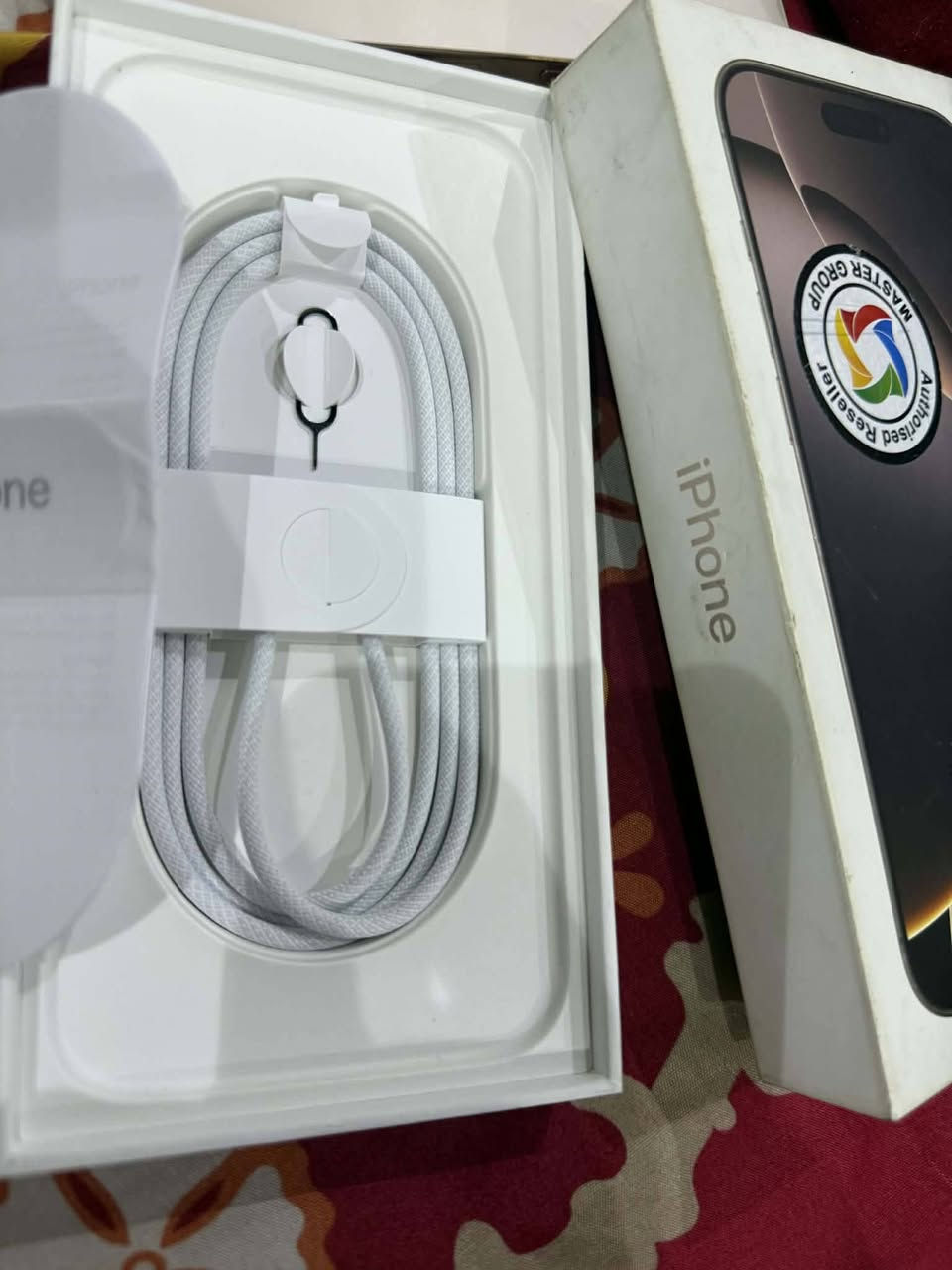 ايفون 16 برو ماكس جديد غير مستخدم ولا مشحون فقط مفتوح من كارتون ذاكرة 256 بطارية 100 شتريتة بل قساط وريد ابيعة او اراوسة السعر 1425 مكاني بغداد


**إذا كنت صاحب هذا الإعلان وتريد حذفه لأي سبب، رجاءا أرسل رسالة إلى الدعم الفني**