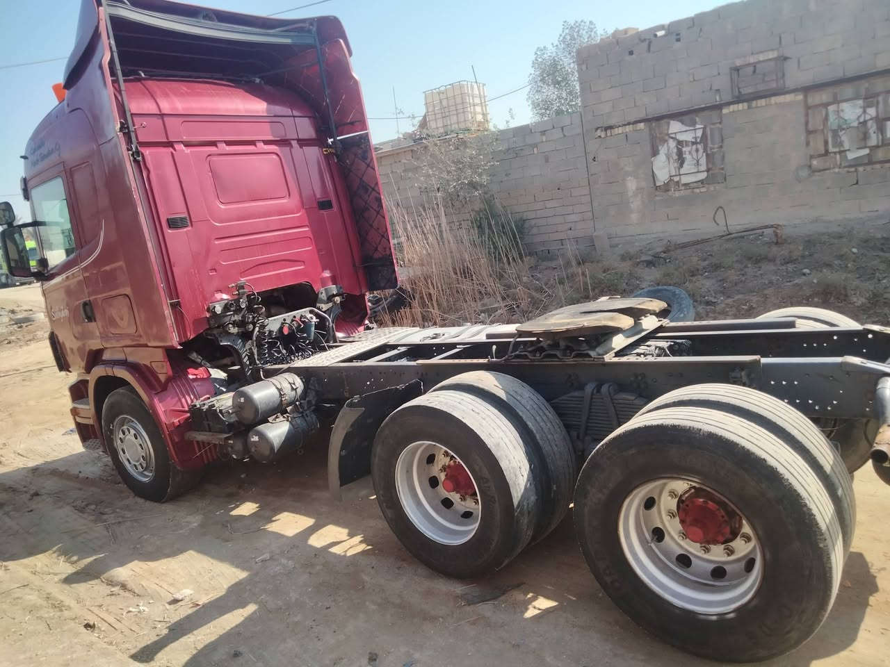 إسلام عليكم سكانيه للبيع موديل 2007 ما معلايه موديلهه محرك 8 560 كير كهربائي الف رقم  بسمنه مجموعه كلاو سبرنك سياره جاهزه للعمل مكفولة كفاله عامه سعر 250 العنوان البصره قضاء زبير معرض المهدي لاستفسار *********** ملاحظه أو مراوس حسب القانعه
