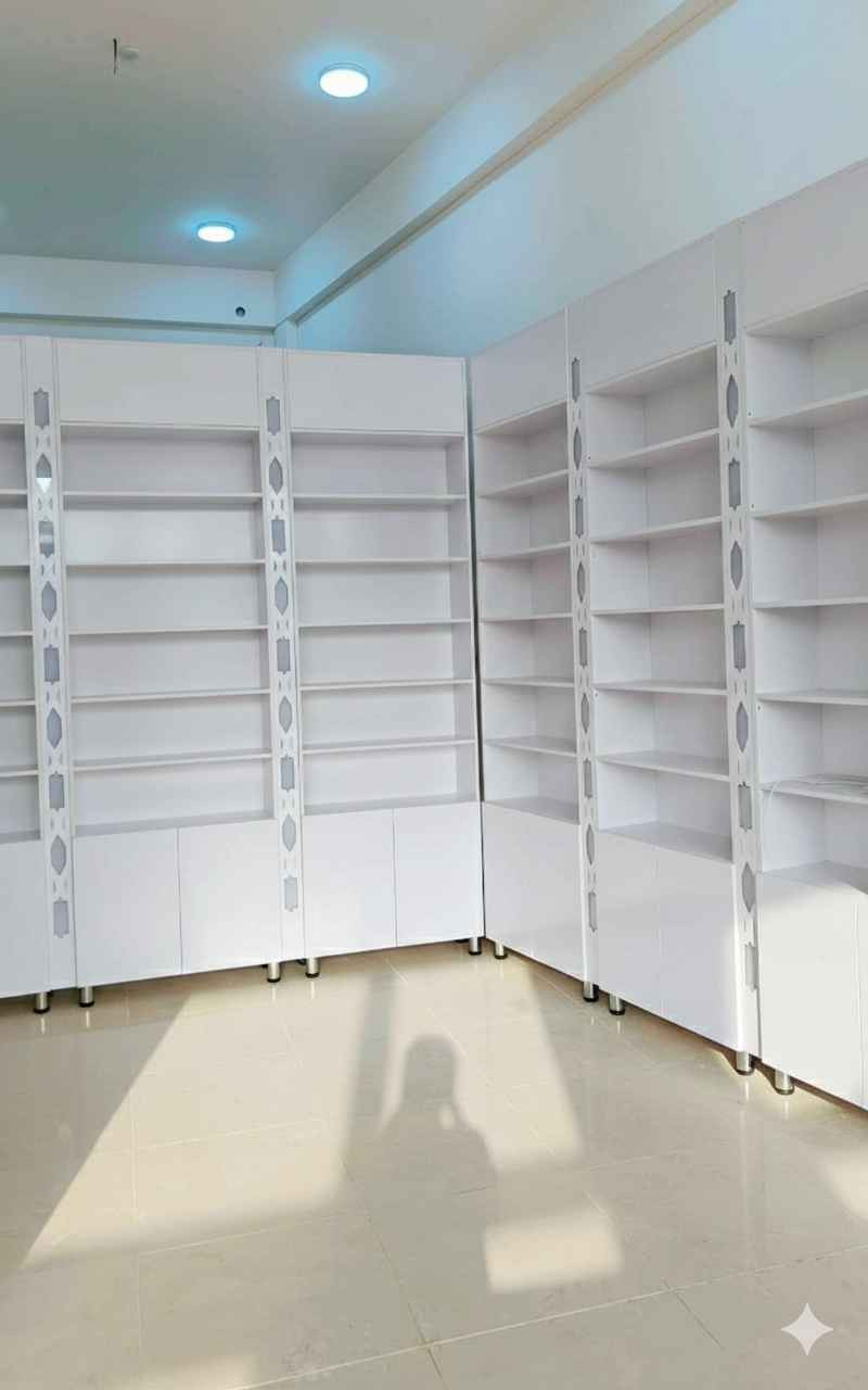 نشتغل تسكام حسب الطلب مو جاهز سوگي❌
اسعار مناسبة داخل كربلاء 
#فاترينات
#ميز ريسبشن 
#كافة #الديكورات
#رفوف
#ديكور
#
***********
عمق 20السعر 68 الف

عمق 24 ب 75 

عمق 30 السعر 78 كربلاء, العراق
