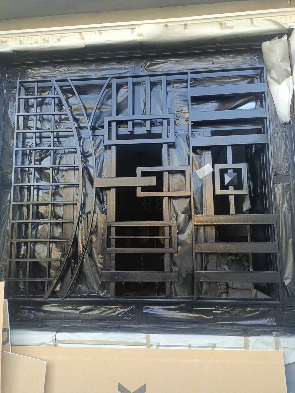 تنظيف شبابيك + صبغ للاستفسار الاتصال ع رقم *********** شغل ٣ مراحل درجه اولى
