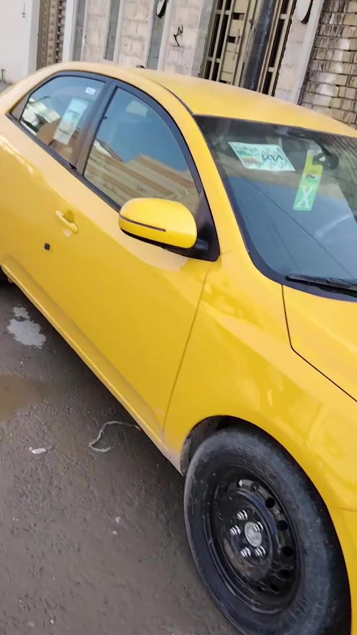 سلام عليكم
كيا فورتي 2012 وارد امريكي حادثهه باب السائق بدون دواخل سياره ليبل واحد 
محرك 2000 دوش سياره جاهزه 
مكان الدوره السعر 80 وبيها مجال 
التفاصيل ع ***********
