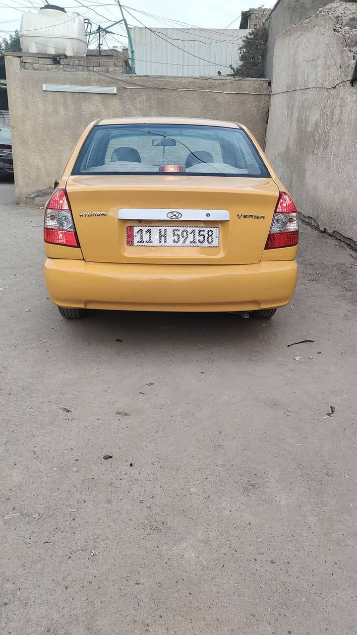 السلام عليكم
فيرنا 14بغداد 
السياره خير من الله محرك كير نعمه 
السياره تخم تاير 
مدوشمه ارضيه جلد 
بيها جاملغ خلف السايق معدل ومصبوغ نفس اللون 
وتبديل قبق جنطه بلادي 
السياره مابيها نقص الحمد لله 
شاشه وكامره 
السعر 75 
رقمي ***********
