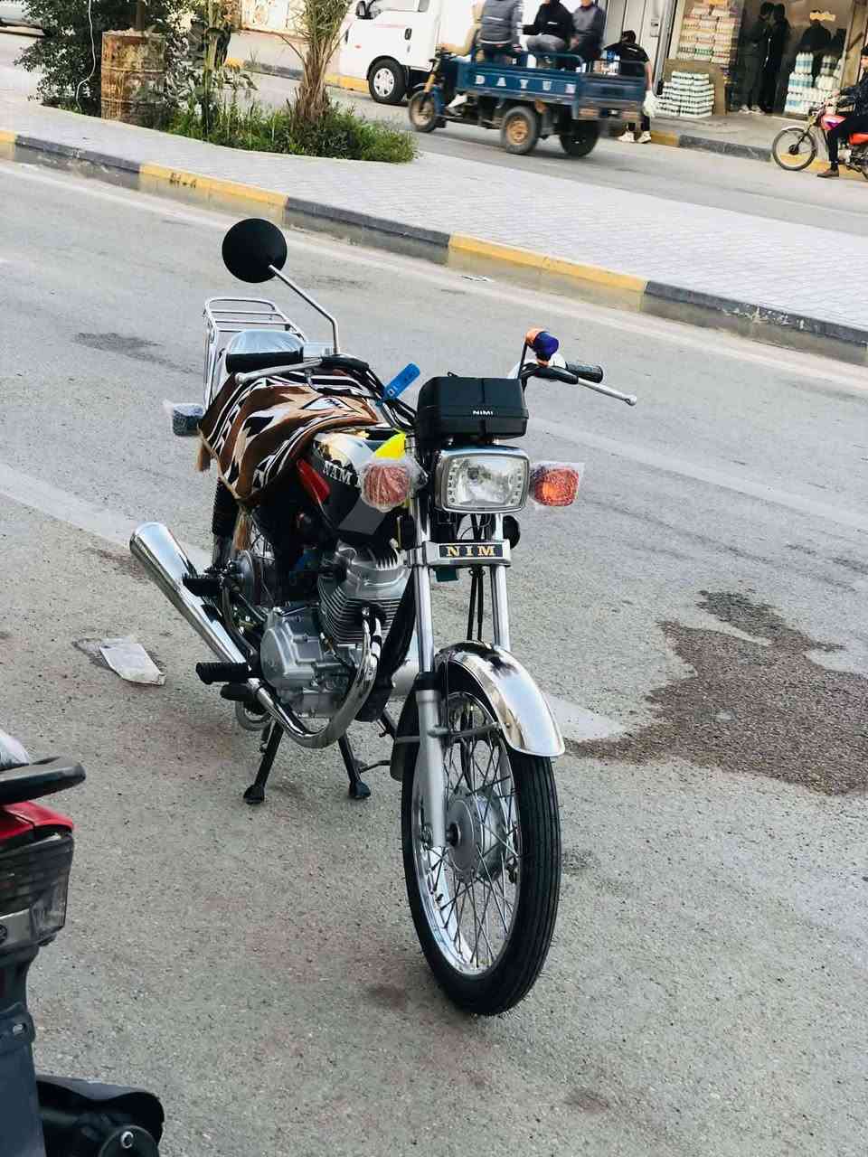 سلام عليكم نامة مديل 27 مكينة 3 احرف الاصلية سعرة 700 وبية مجال شراي اتصل وتدلل ***********
