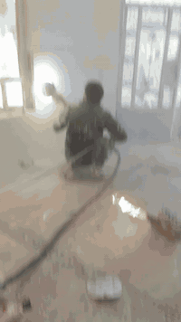 ديكورات وصبغ • معالجة الرطوبة • ترميم عام