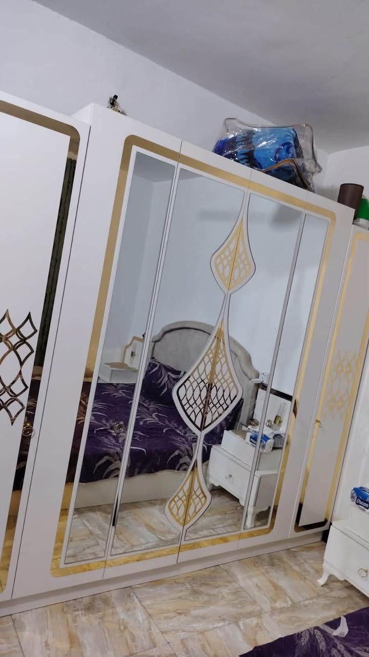 سلام عليكم 
غرفه تركيه استعمال ٣ سنوات نظيفه بس بيها ضرر قليل بالجرارات اخذتها بمليون و٨٠٠ وابيعها ب ٧٠٠ وبيها مجال   
الاستفسار ع الخاص


**إذا كنت صاحب هذا الإعلان وتريد حذفه لأي سبب، رجاءا أرسل رسالة إلى الدعم الفني**