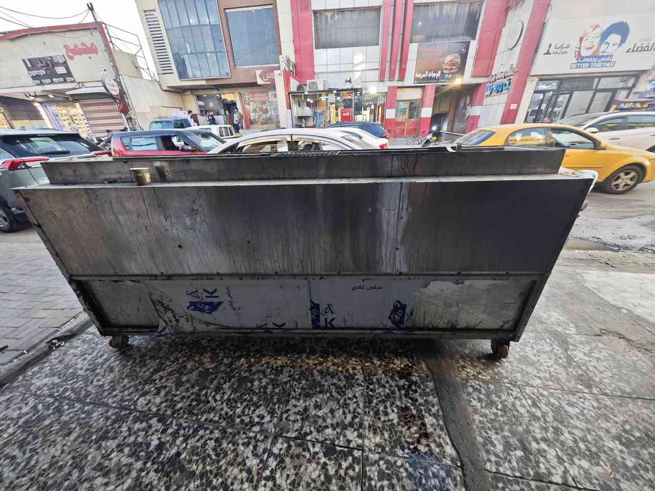 سلام عليكم
شوايه للبيع سل ستيل ثقيل طول مترين ونص وعرض 50 استخدام قليل للبيع كلفتني مليون و100 للاستفسار خاص اول الاتصال ع ***********
