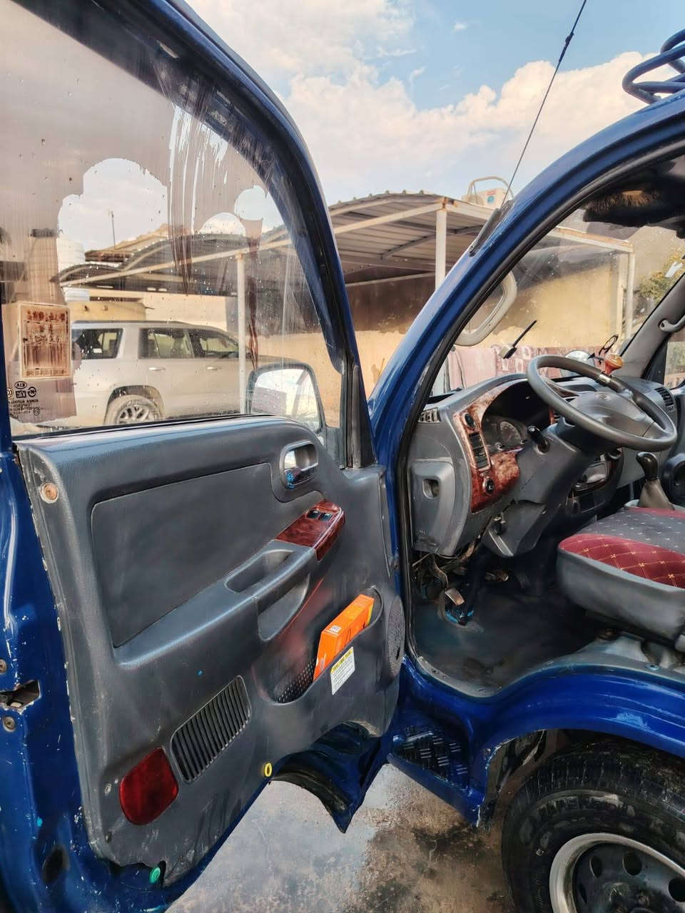 سلام عليكم كيه بنكو 3
3000 مشترك
موديل 2005
رقم بغداد انكليزي بسمي
تخم تاير جديد +ادامه كامله. للبدي وتبديل حصيره. جديده مصالهن سبوع. سياره معمره. كامله 

ملاحضه مكينه تبخر وتنقص. ابيع. كايم  بس. تمشي حالين. مواكفه

سعر 75          بيها مجال حك. جيه 

عنوان بغداد محموديه
رقم هاتف ***********
***********
