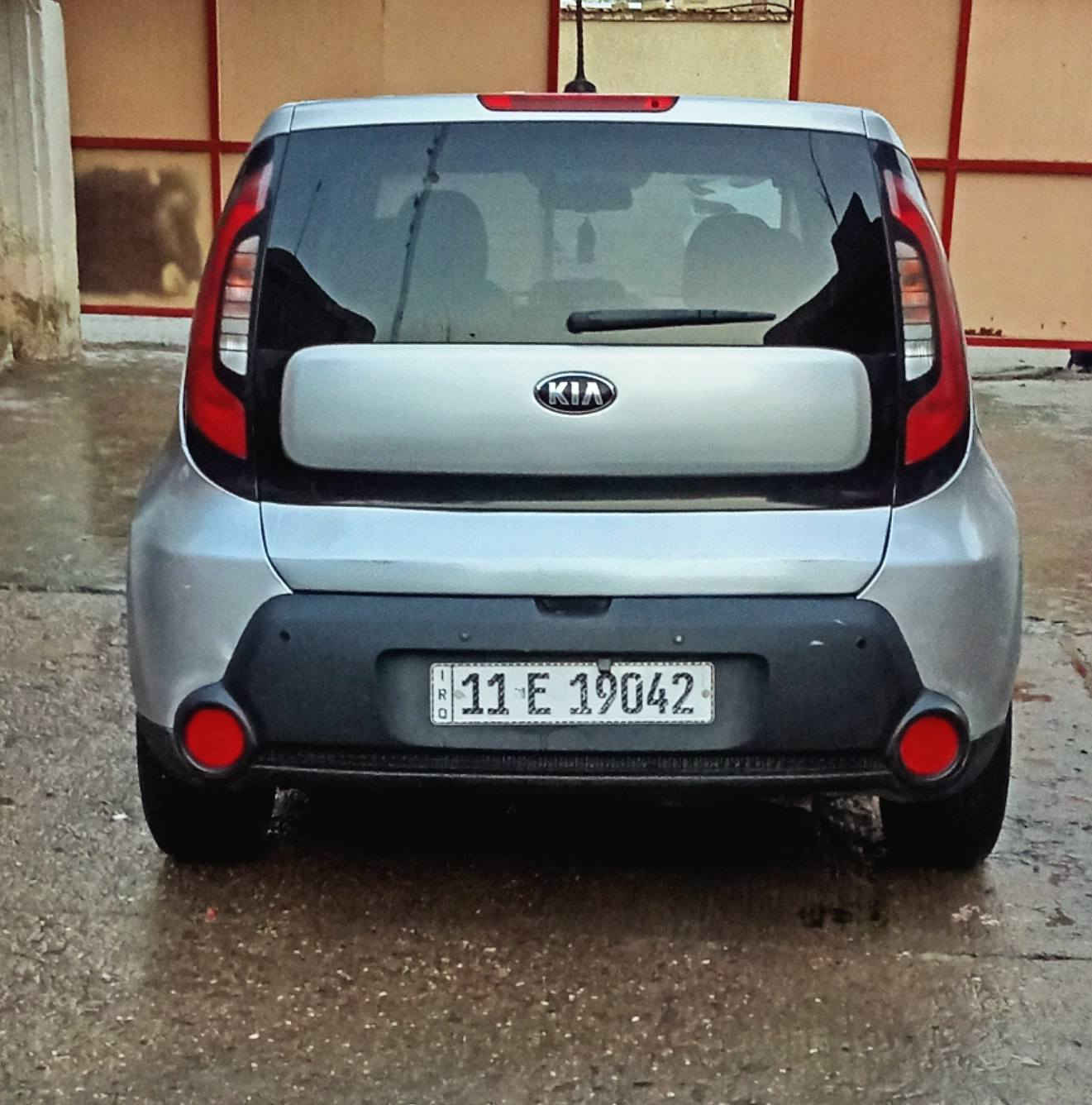 كيا صول موديل 16رقم بغداد دولي هزة وسنوية جديدة وارد امريكي حادث باب الصدر وجاملغ امامي بدون دواخل وبدون ايرباك وبالعراق بقبق الجنطة يم القفل طخة بسيطة جدا 
كير مكينة حدادية تبريد كهربائيات كفالة مكينة 1600تخم تاير جديد 
تحكم ستيرن جهتين 
حساسات خلفية 
كامرة خلفية 
ABS
ايكو نظام تقليل الوقود
سيارة جاهزة من كلشي و عليه ادامة عامة السعر شدة وبيها مجال يعني 100ورقة وبيها مجال مكاني بابل أي استفسار اتصل على *********** المحمودية, بابل
