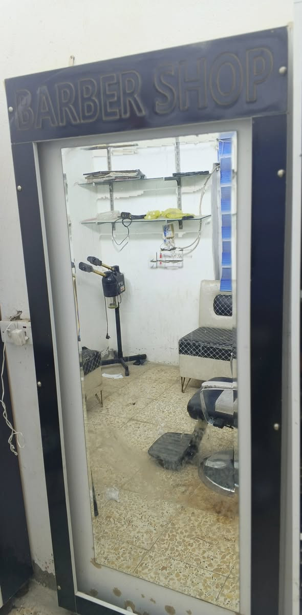 يا الله
مرايات عدد2 
وكرسي نظيف السعر 250
***********
