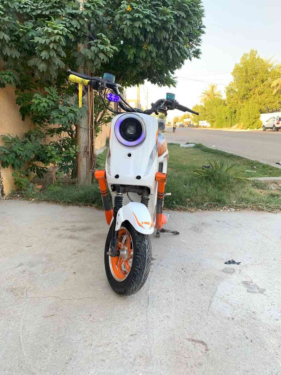 السلام عليكم
دواجه شحن H900 بدون شاشه
السعر:375 وبيه مجال 
العنوان:بابل محاويل
الرقم:***********
