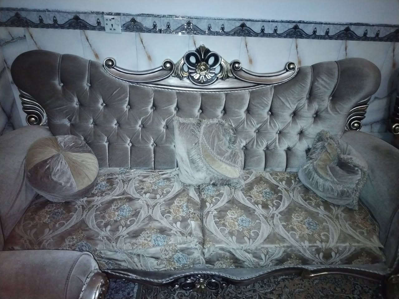 تخم قنفات تركي ضد الماء نظفي كلش ويحتوي عل 8 مقاعد السعر 800الف وبي مجال بسيط ***********
