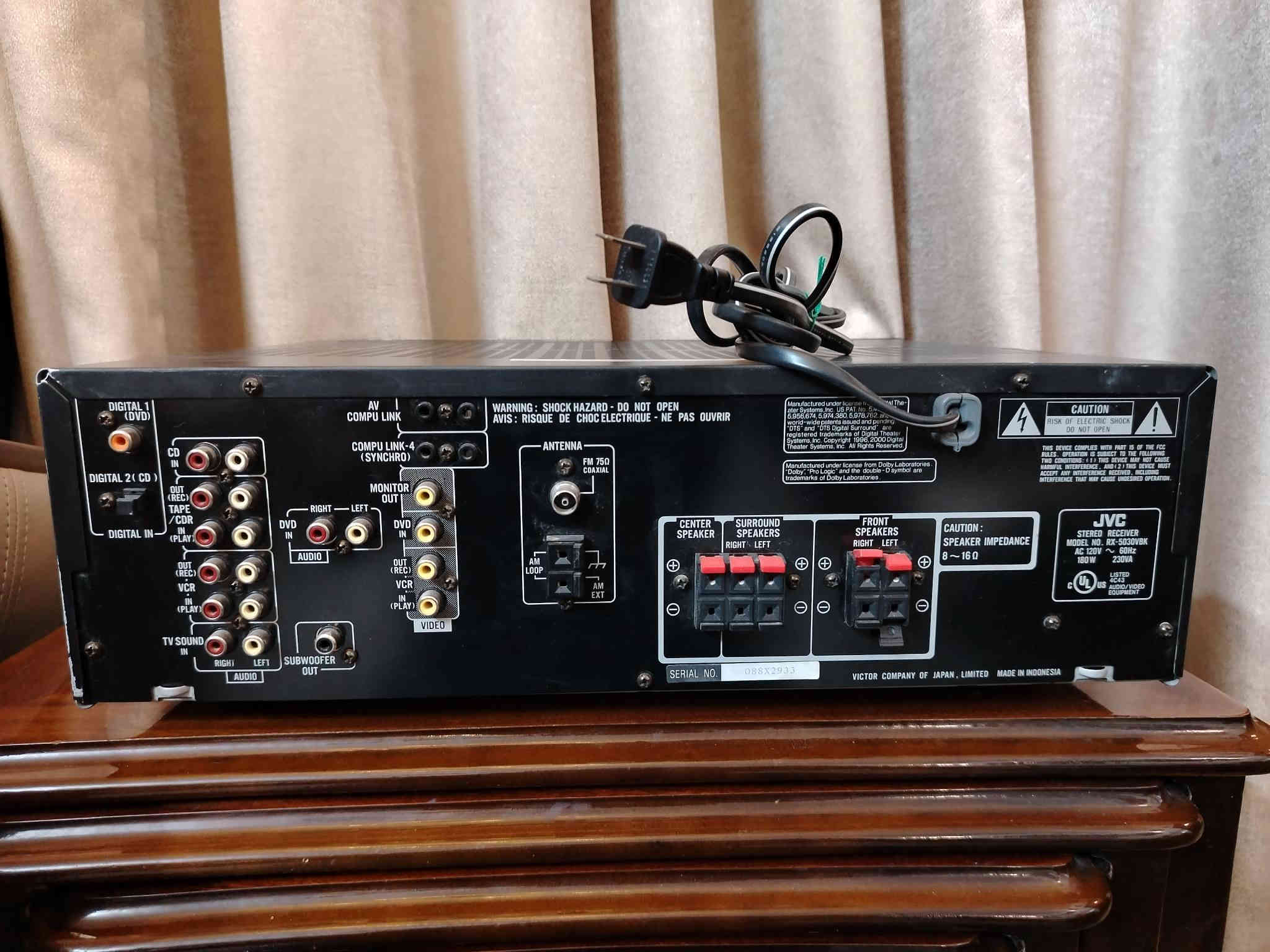 السلام عليكم
امبلي فاير JVC
180واط
كهرباء 110 فولت
حجم كبير جدا
مجموعة منافذ بي موضح بلصورة
راديو اف ام اي ام من ضمن الجهاز
السعر 85 الف
عنوان بغداد
الحبيبية
يوجد توصيل
***********
