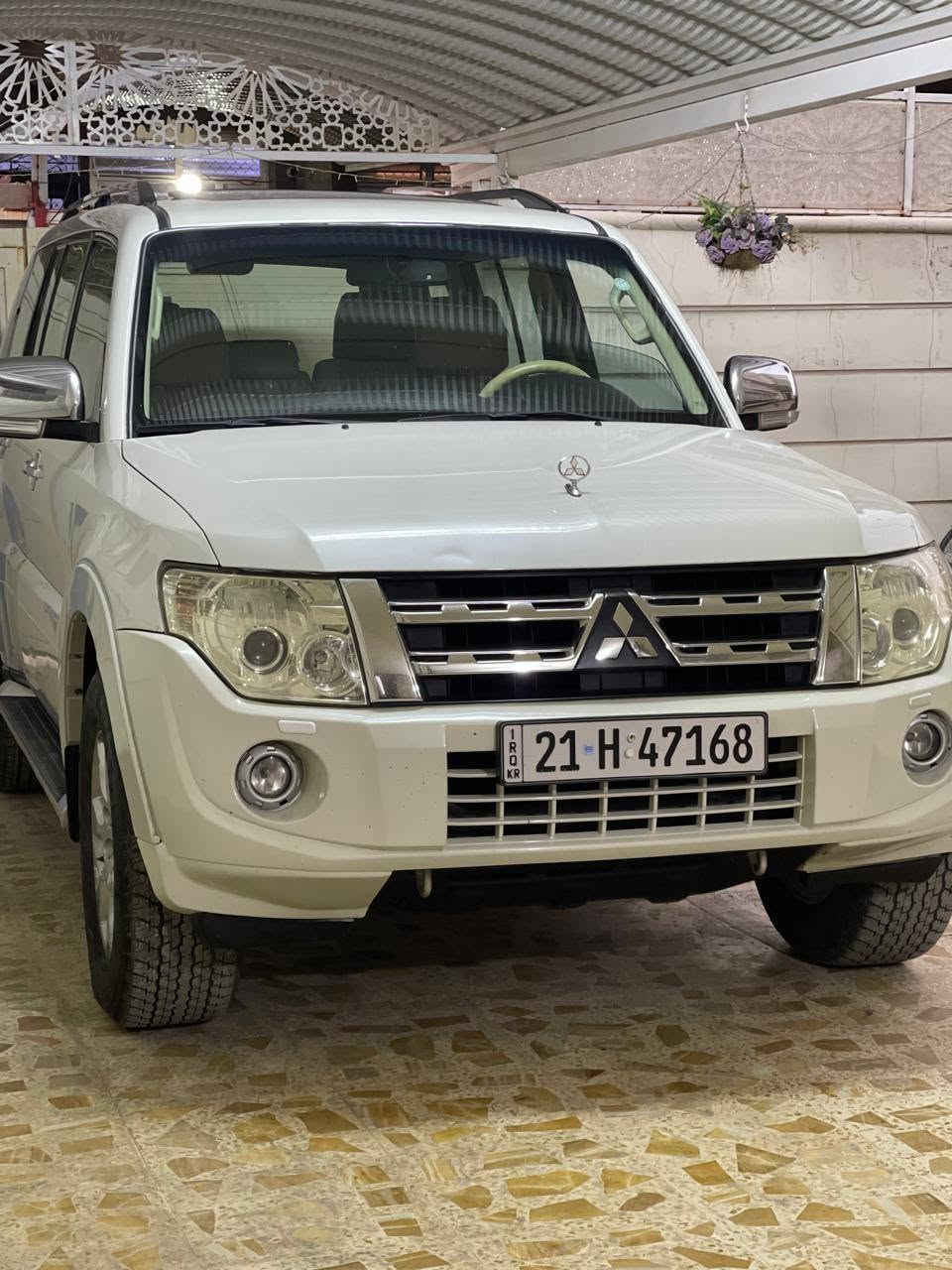 MITSUBISHI PAJERO 2014
السلام عليكم
للبيع
باجيرو 2014 حبتور محرك 3500
مكفولة كفالة عامة
رقم سليمانية بأسمي تريد تحويل او وكالة 
السيارة جديدة كلش ومتصرف عليها ولا دينار
تخم تاير جديد
كير ومكينة مكفولات
جلد
كشن السايق والسكن كهرباء
دمام خلفي
شاشة
كامرا خلفية
حساسات
مري شفط
زراك لايت
تحكم ستيرن 3 جهات
فتحة سقف

عنوان السيارة ديالى بعقوبة

***********

السعر 170 ورقة وبي مجال
