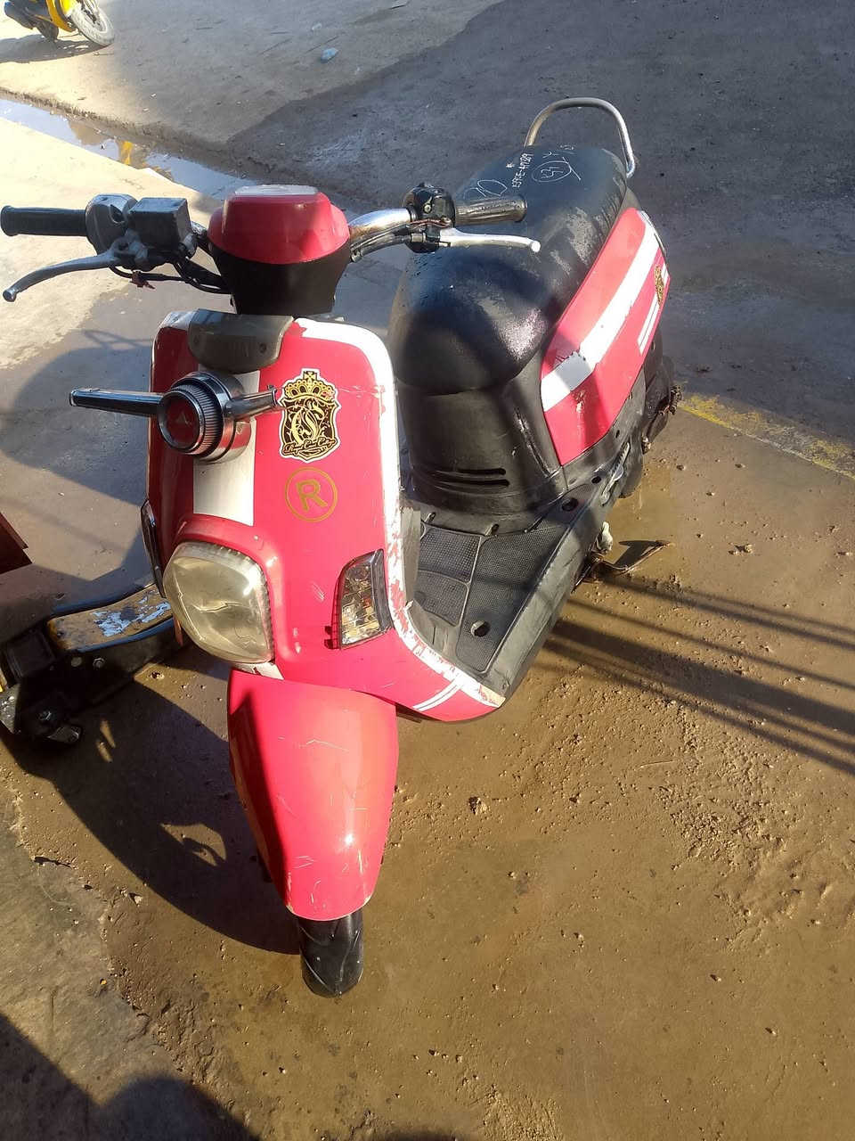 دراجه بوليس 2008 كامله مابيهه نقص السعر 700 بيهه مجال مكاني بعقوبه حي المهندسين ***********
