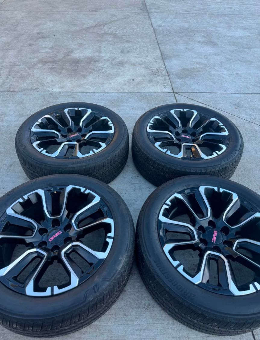 In Excellent Condition


**إذا كنت صاحب هذا الإعلان وتريد حذفه لأي سبب، رجاءا أرسل رسالة إلى الدعم الفني**