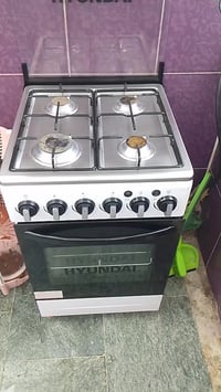 طباخ +شافطه+ كاونتر + غساله   للبيع غراض كله جديد للتواصل خاص او ع رقم...