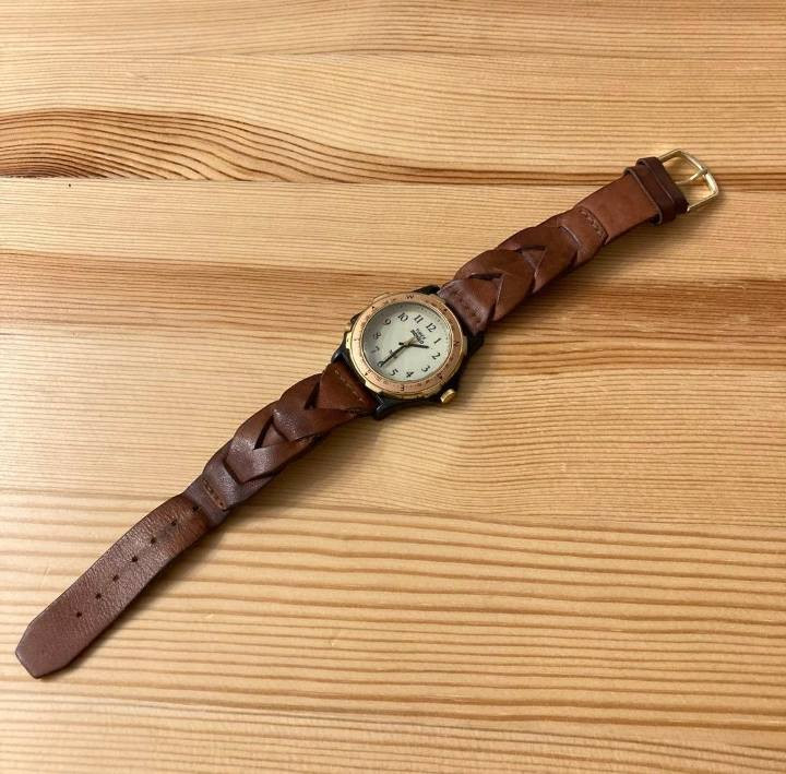 هذه الساعه هي ساعه تايمكس الامريكي من شركه تايمكس الامريكي


**إذا كنت صاحب هذا الإعلان وتريد حذفه لأي سبب، رجاءا أرسل رسالة إلى الدعم الفني**