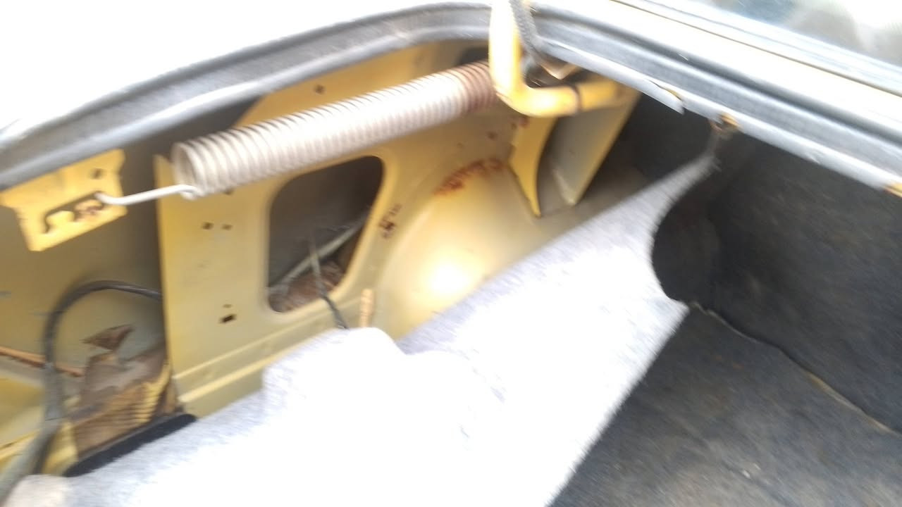 سلام عليكم سيارة سمنت البيع موديل ١١رقم بغداد سيارة بيه مكانات صبغ وبه كير مكينه صدر  كله جديد كهربائيات كله شغاله مكان بغداد بلديات رقم *********** سعر ٢٨ وبيه مجال طيبين
