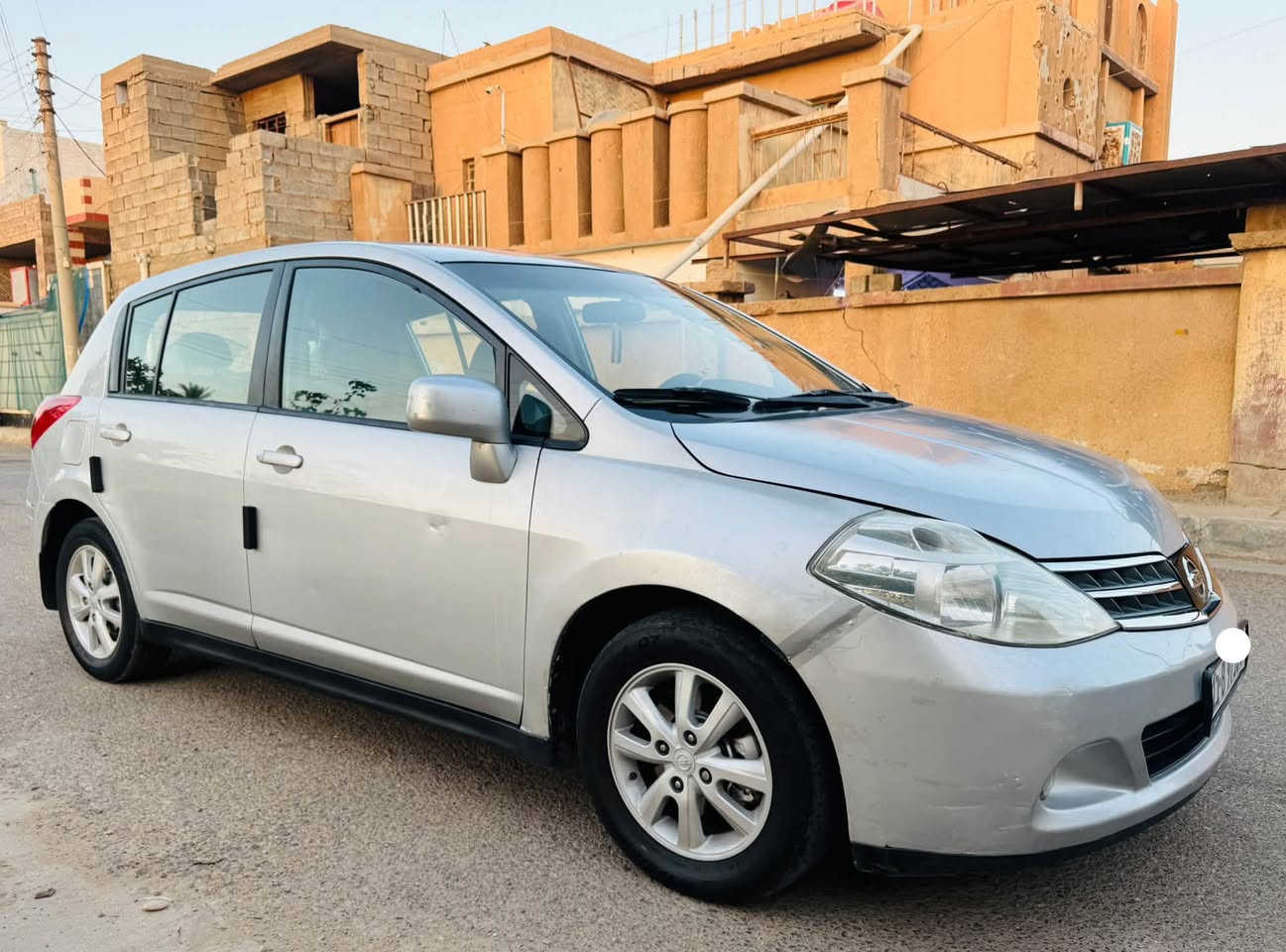 سلام عليكم
اعتذرررر عن البيع بالاقساط والوعدة
للبيع نيسان فيرسا موديل 2009 وارد امريكي رقم بغداد الدولي سنوية لغاية 2027 تحويل مباشر كير at المرغوب جيد جداً حجم المحرك 1800 سيارة بدون ضرر بالدواخل بيها صبغ قطع اني ابيع حزام بدون دواخل تبريد شغال ثلج كهربائيات كلها شغالة ماناقصها شي سعر السيارة 65 ورقة وبيها مجال بسيط جداً مكانها الرمادي للاستفسار اكثر الاتصال بالرقم *********** 
اعتذر عن البيع بالتقسيط
