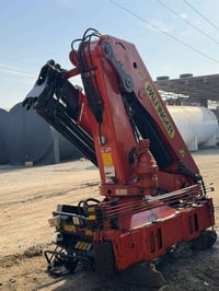 للبيع كرين بافنكر 9طن بدون ريموت  ٣سلايت دهن  رجلين مخالف دبل سلايت  م...