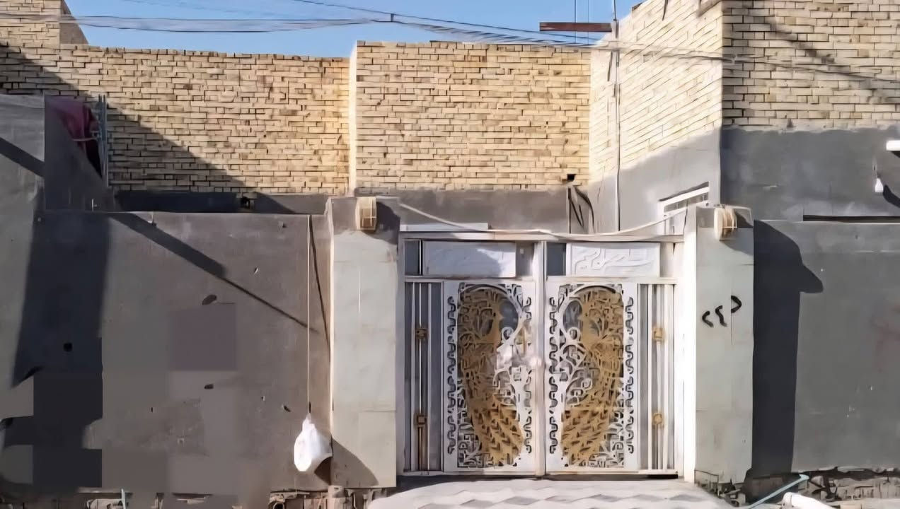 🧿 للبيع بيت طابو مساحه 240 متر سعر مناسب
حي الأمير قرب مدرسة النجاح
 يتكون من
• غرفتين نوم
• صالة
• استقبال
• مطبخ
• مناور عدد (2)
• صحيات داخلية وخارجية
• كراج سيارة 🚗
📞 للاستفسار اتصال فقط 
***********
