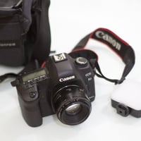 كانون 5D مارك2 • لينز 50 • كامل اكسسوارات
