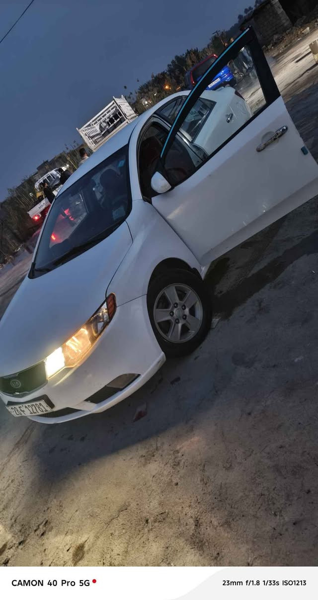 سيراتو موديل 12 بسمي السنويه لل27  محرك 1600جديد بيه طخات بسيطه بدون دواخل رقم نجف   بيها منضومه مال غاز   السعر 90وبيها مجال *********** حلة, بابل
