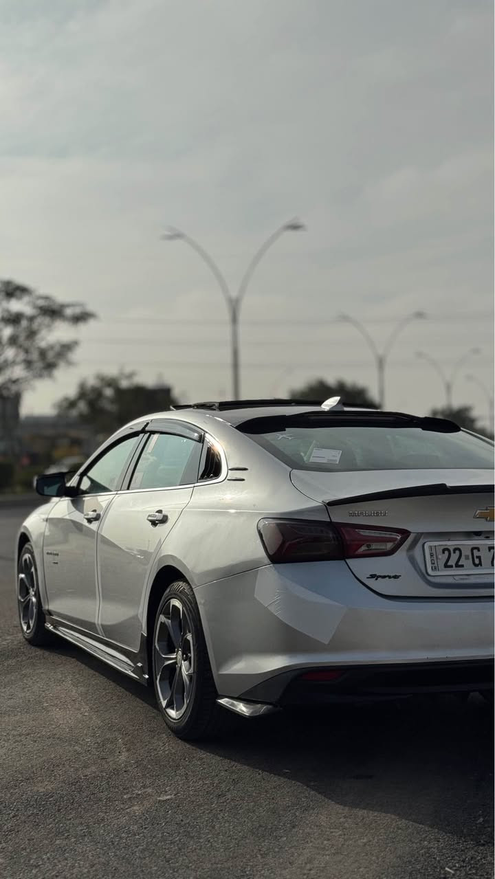 شوفرليت ماليبو 2020 فئة LT

رقم أربيل تحويل ثاني يوم 

المواصفات 

محرك 1500 تيربو 

بنوراما 

بصمة تشغيل +بصمة ابواب

تشغيل عن بعد 

كرسي كهرباء 

تحكم ستيرن 

مثبت سرعه 

شاشة كبيرة تدعم ابل كار بلي واندرويد اوتو (وايرلس)

كشنات تدفئه

بلوجكتر LED 

لايت زنون عالي ناصي

قطعتين تبريد مناخي منفصل امامي وخلفي

منفذ شحن / بلوتوث /  اواكس / USB A + USB type C 

الضرر : قطعتين بل عراق جاملغ  وره سايق بارد وصور الحادث موجوده بالمنشور 

السيارة نضيفة جدا وبچمها سليم من راديترات و شواصي وغيرها ..
دهن ACDelco
 اصلي قبل أسبوع بدلت دهن گير هم ACDelco

بيه غرامه ٥٢٠ الف ارجعلك وره معامله
سعره ١١٨ بي مجال للطيبين 

مكاني كركوك شورجه  

 ‎للتواصل او الاستفسار :
*********** كركوك, العراق
