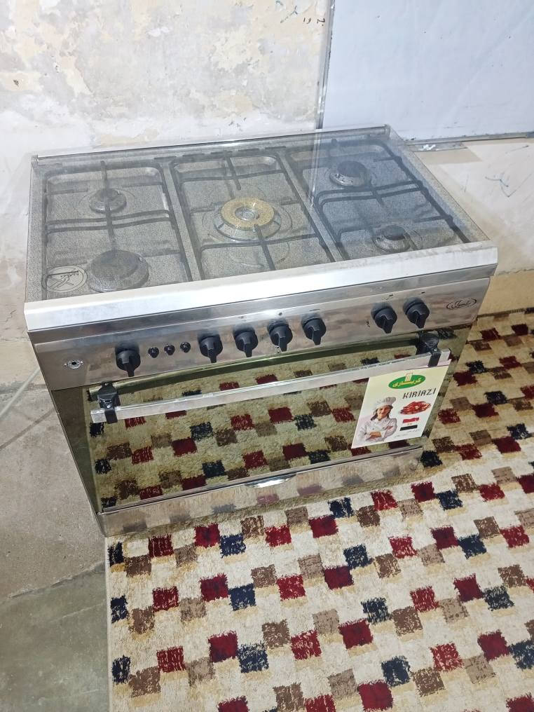 طباخ فريش ستيل مصري نظيف شرط الشغل عالفحص العيون والفرن السعر 190 وبيه مجال شراي تفضل خاص.كركوك كركوك, العراق


**إذا كنت صاحب هذا الإعلان وتريد حذفه لأي سبب، رجاءا أرسل رسالة إلى الدعم الفني**