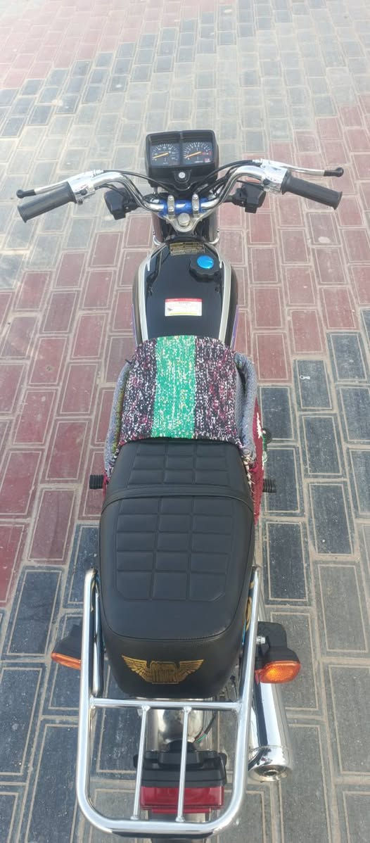 دراجه اربعه كير اوراق اصولي كله شغال السعر 450 المكان كربلاء حي العباس ***********
