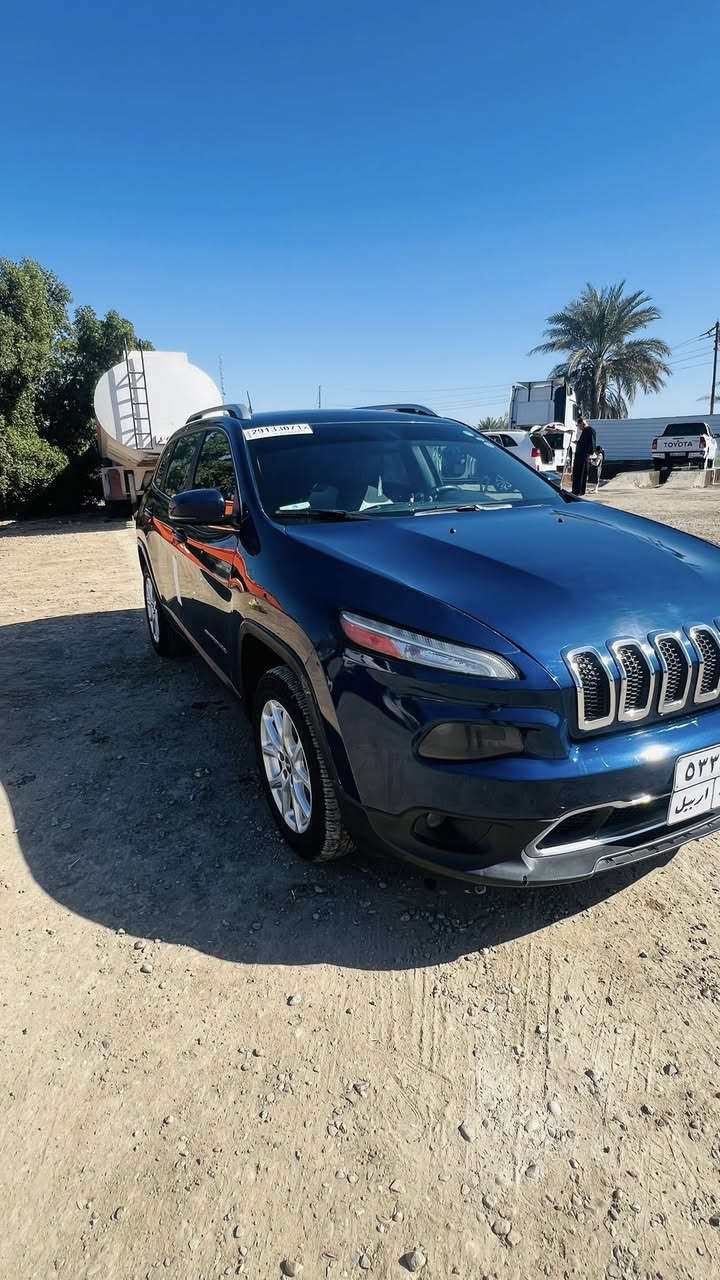 للبيع جيب شيروكي بزون 2018 رقم اربيل

بسمي فول مواصفات 

بنوراما 

سعر135

ترهم نقد واقساط او مراوس 

شاشه كبيره بصمه ابواب وتشغيل 

كامره خلفيه رادار جانبي 

اشاره بلمري 

كشن جلد كهربائي 

ويل كب 

تحكم استيرن 

تشغيل عن بعد

جنطه جكان 

ايضاً بصمه

الساره ع ايدي ما بيها اي نقص كله شغال ما اتذب عليها لو الف 

مكانها بلحله 

ضررها امريكا بنيد وجاملغ سايق 

وبلعراق باب خلفي مال العبري
***********
