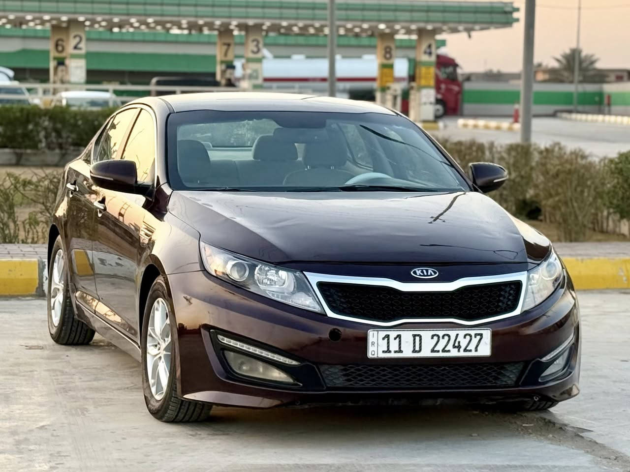 السلام عليكم
اوبتيما موديل 2013 

وارد امريكي 

رقم بغداد هزه جديده 

تحويل مباشر 

سياره لون جوزي 

محرك 2400 

سياره داخل بيجي 

موصفات كرسي 🪑 كهربائي ⚡️ 

كامره خلفيه 

اشاير بل مرايه 

سياره بيه صبغ جاملغ وبنيد بدون اي داخل 

وبيه قطعتين اثر جراد نصبغن

سياره تخم تاير جديد 

تبريد ‏ ‏تدفئة كله شغال 

لسعر 98 بيه مجال 

رقم تليفون ☎️ ***********
