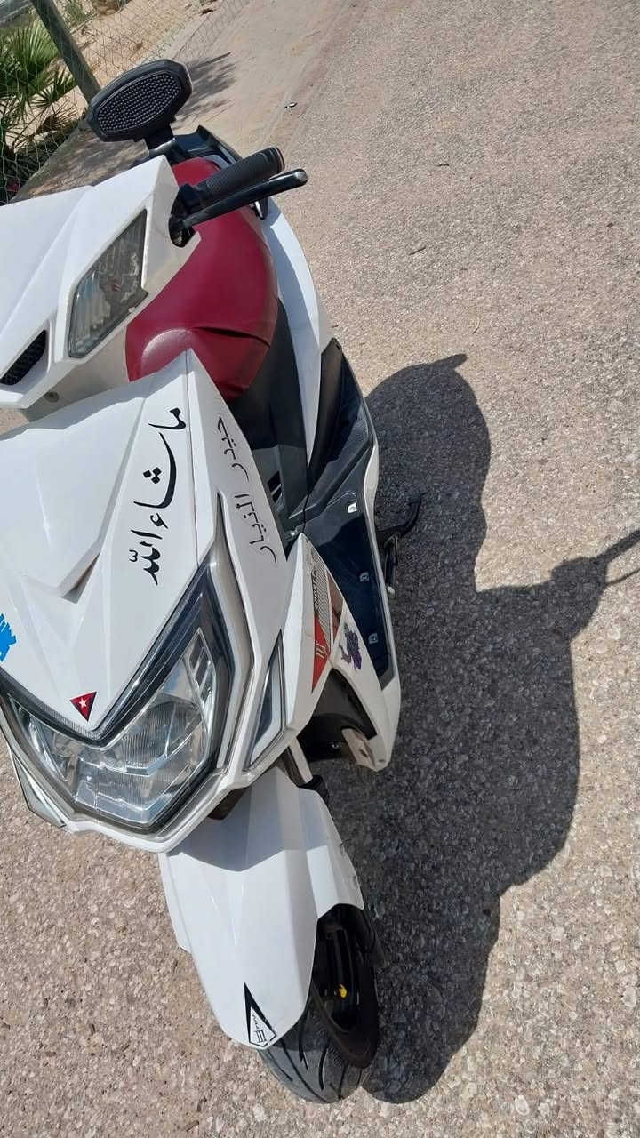 السلام عليكم،للبيع دراجة سگنز شحن سرعتها 80 مع مثبت سرعة دراجة شغالة مابيه اي عطل، السعر ٢٧٥.


**إذا كنت صاحب هذا الإعلان وتريد حذفه لأي سبب، رجاءا أرسل رسالة إلى الدعم الفني**