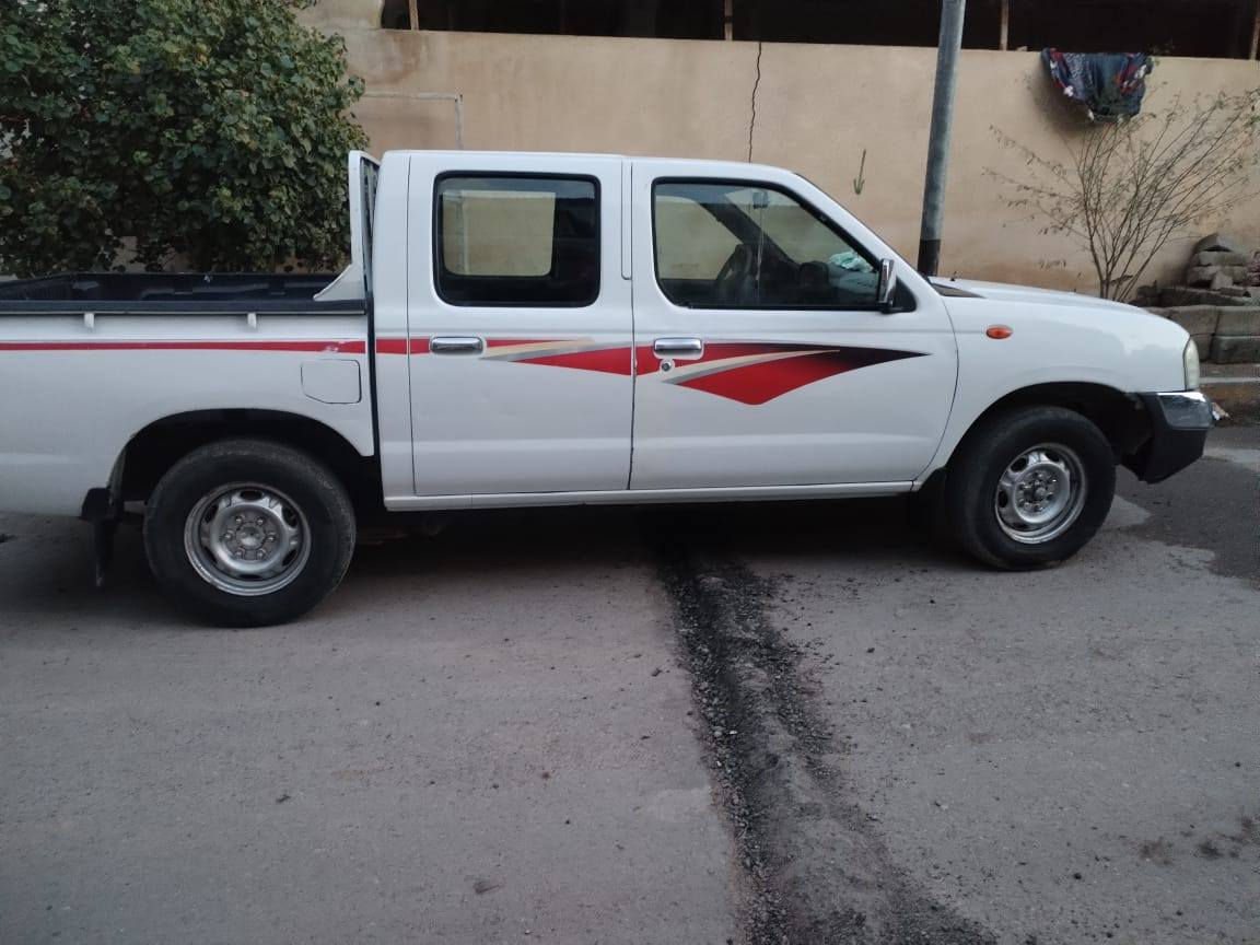 السلام عليكم نيسان موديل 2013 مبدل جاملغ والباقي كفاله عامه السياره ابسمي الرقم ***********
