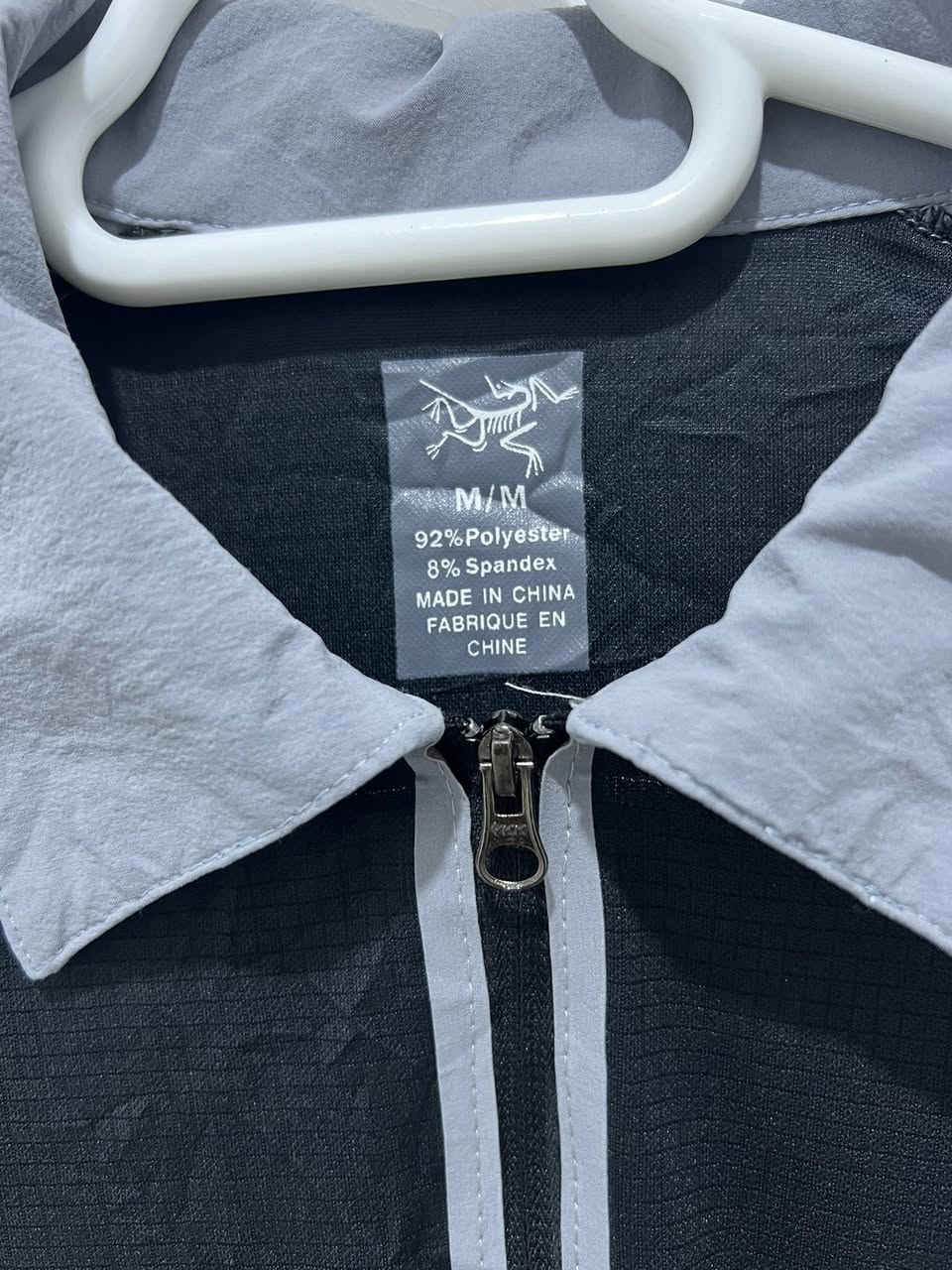 arcteryx
size _M_L
قطعە نظافە %99
توصیل جمع
بالە مستخدم
***********

