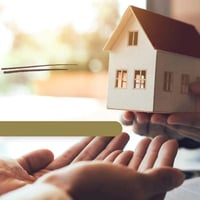 قطعه للبيع حي الروضه مساحته 250قرب المدرسه الصينيه السعر 20وبي مجال رق...