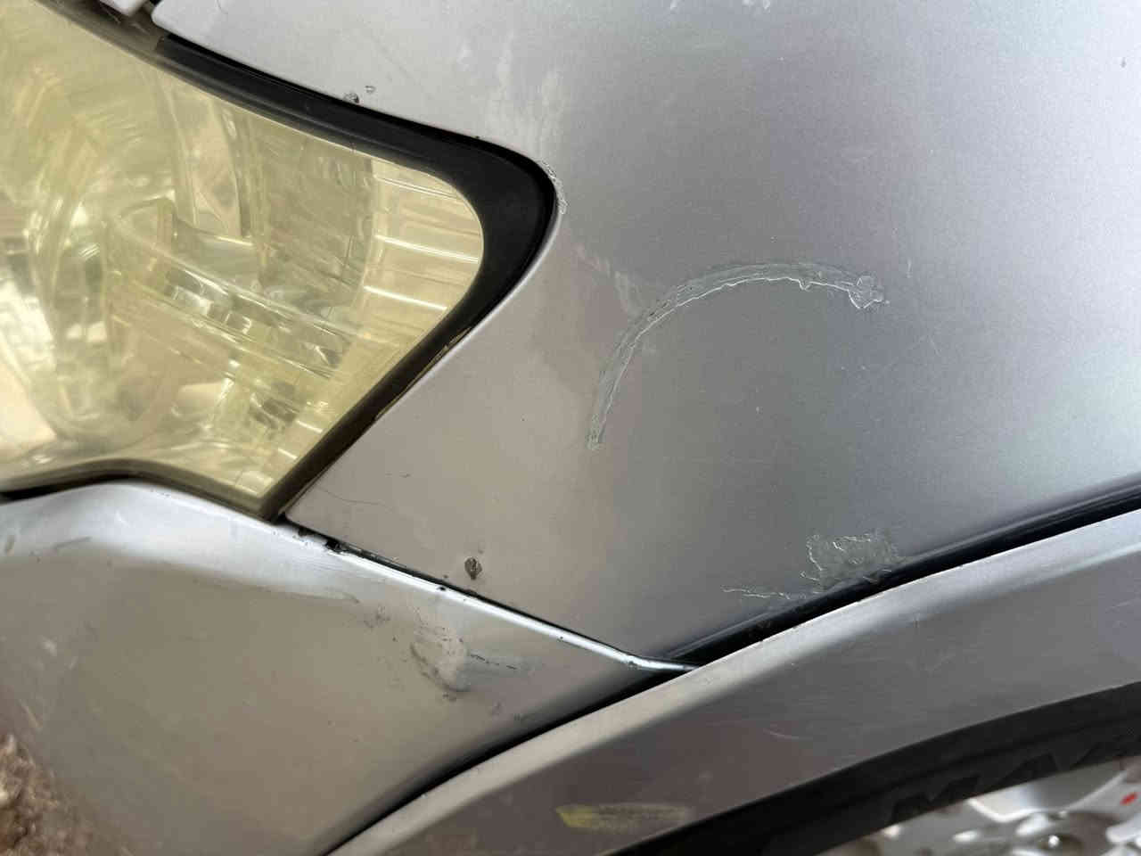 السلام عليكم باجيرو 2008 فول بدون دمام مكفوله من صبغ والضربةب اسمي تحويل ثاني يوم 125 بيها شويه ملاحضات مبين بل صور  بسيطه كير مكينه تبريد مكفول  ***********
