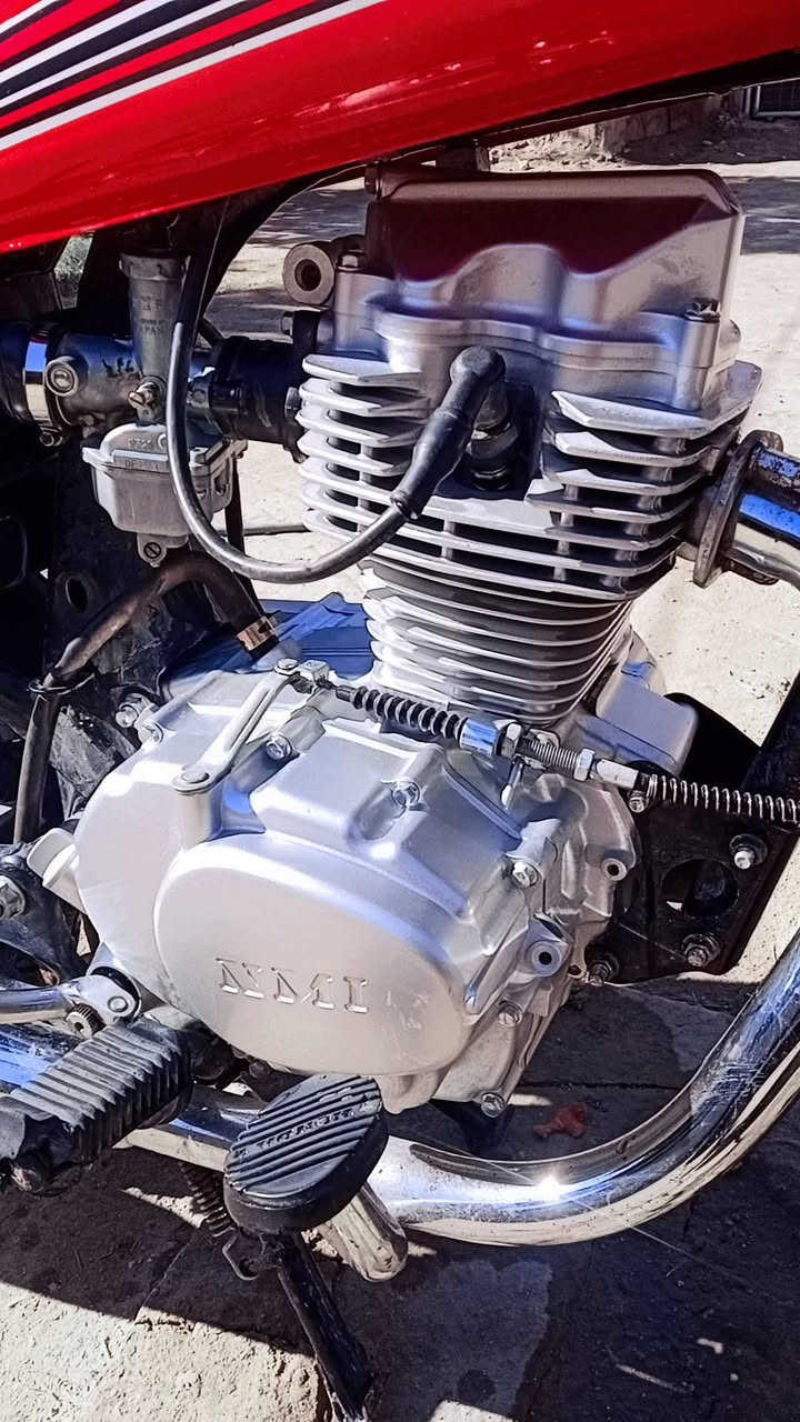 كلك كلك كلك) شاصي 20 بلادي) وتعميره كله 25 صالي 3 تشهر من. عمرتها) ***********
