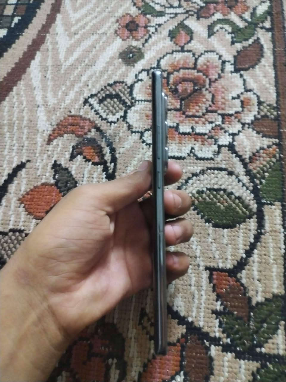 السلام عليكم شباب تليفون هوت 50 ابرو ذاكره 256 بدل شاشه سعر 175الف بي مجال رقم الهاتف عله واتساب متواجد *********** 
المكان بغداد المعامل قطاع 5
