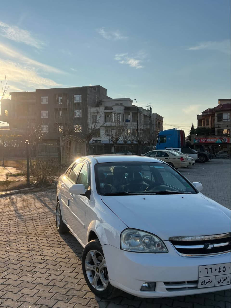 2009 قطعتين صبخ فقط بدون دواخل وتعديل واحد ...
السياره مكفوله وشرط تحويل ماشيه 172 حقيقي 
كير توماتيك كير مكينه شرط برغي ما ناقصها 
دواخل نضيف هيكل بدون خدوش 
بيع او مراوس حسب القناعه 
سعر 85 وبيها مجال 
*********** سميل, دهوك
