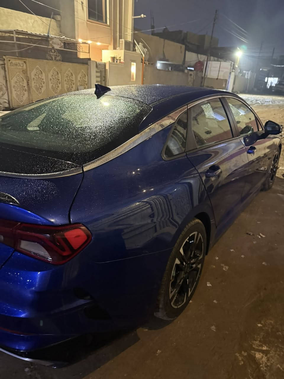 السياره جي تي لاين KIA K5  وارد امريكي
موديل 2024 

مواصفات فووول عدا بانورما

_محرك 1600 تيربو

_ماشيه 29  الف كيلو 
_ تخم تاير بارحة شادهن ودهن اليوم بدلت ادنول الاصلي 

_بصمه تشغيل +بصمة ابواب

ــ 6انضمة قيادة 

درايف مود

ــ شحن لاسلكي

_ شاشه كبيره

_لايت زينون ٣ عدسات

ــ لد نهاري

_ ترحيب عند الاقتراب

ــ قيادة ذاتية

_تحديد المسار

_النقطه العمياء

_رادار امامي جانبي خلفي

ــ توقف ذاتي

_فول تحكم ستيرن

ــ ستيرن رياضي حرف D

ـ تدفئه استيرن 

_كامره خلفيه دواره

_ شاشه كبيرة وايضا تدعم GPS

_كشنات جلد GT line

ــ كشن السائق كهربائي

_سايد بريك دكمة

ــ كشنات تدفئه الاماميه

ــ اوتو هولد

_اشاير بلمري الجانبيه

_ فور ويل 

رقم بغداد الجديد

السعر 167 وبيها مجال 

حادثها بنيد وجاملغ يمنى وشوية من صندوك كما موضح بالصور  فقط باقي السياره كفاله عامه 

بغداد مجمع بسماية 

***********
