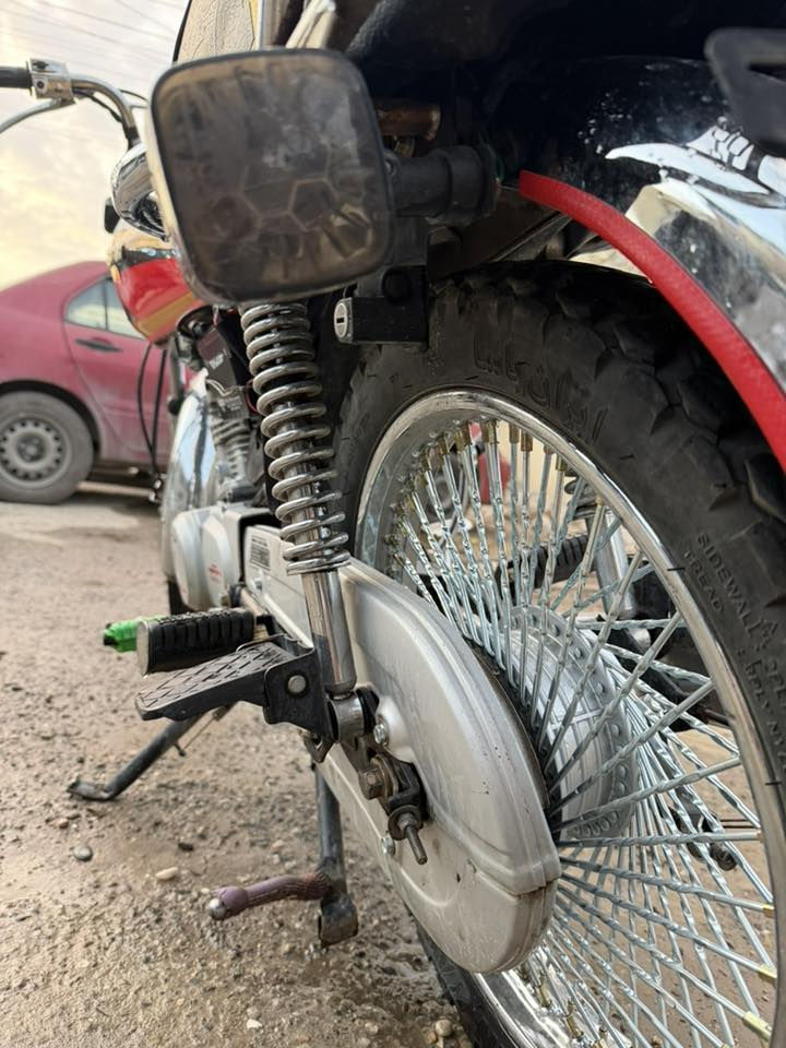 دراجة البيع سعر 425 الف موديل 2022 محرك كپس ويل جديد كاربهايت اشغل درجة مزوبت مابي مسرف 
*********** بةس وتساب عنون كركوك بنحةعةلي
