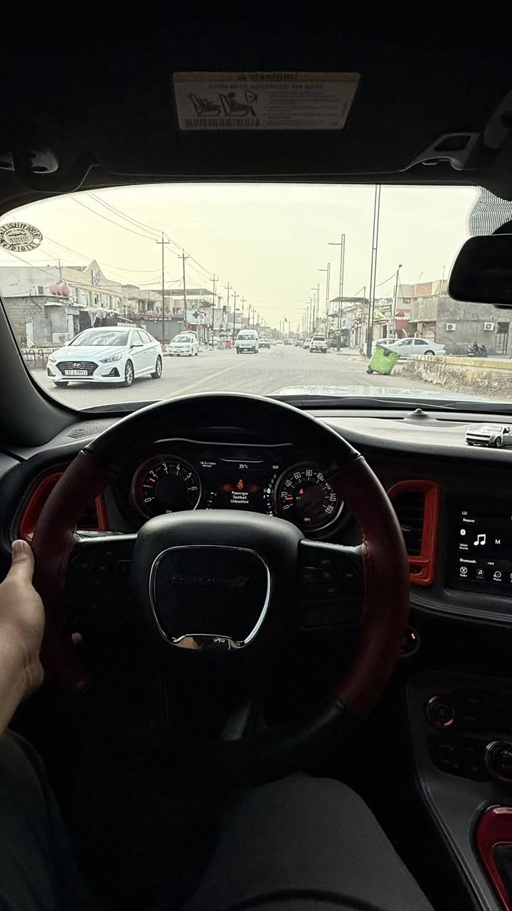 سلام عليكم شلونكم حبايب الي يدور نضيف وجديد

جالنجر 2023 Sxt لاست كول 

سيارة بيها جاملغ وبنيد فقط حادثها كلش خفيف 

رقم سليمانية 

والسيارة بيها كتاب تضليل من المرور 😜

ومواصفات ال sxt معروفة داخل احمر وسيارة جاهزة للأخير كل نقص ما بيها ابد 

سعر 185 
مكاني البصرة ♥️

***********

وبخدمتكم
