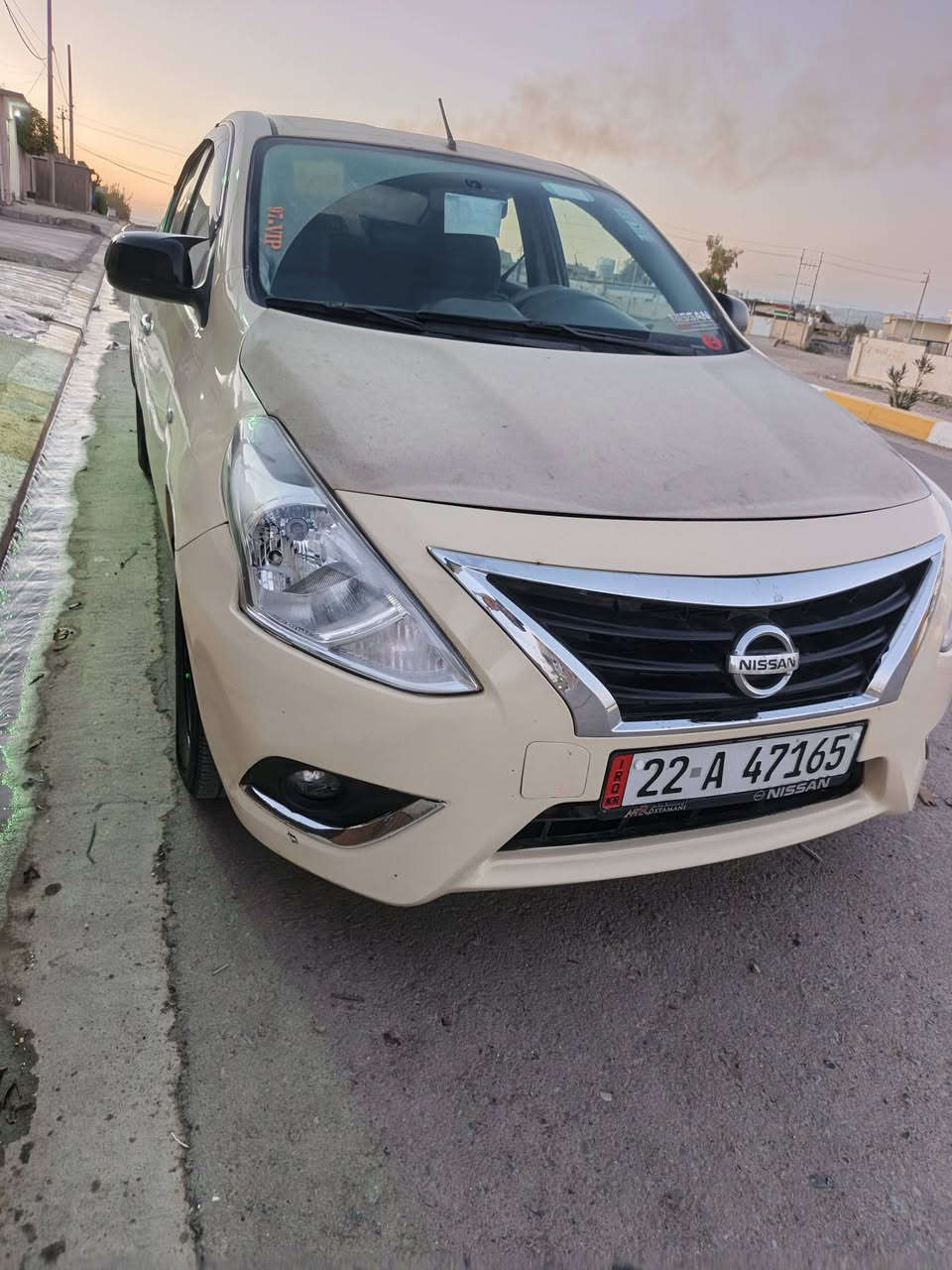 تاکسی لاکشمیبای
مۆدیل 13یه
ڕه نگ سلڤر
مواسه فات فول فوله کانه 
گیج زینۆن وشمحه یه یه ده نیکل وچوارجام کاره بایه
ته بریدله دواوه وبه ینی کوشن وسایق وسکنه 
پیشی که میکی هه یه له گه ل پشتی
غازوبنزینه وبه بێ عه یبه سه یاره که
تازه سبوغ کرایته وه
جێ جێ محجونی هه یه یه ک دیناری ناوێ
یه ک پارچه ره شه ویه ک پارچه بۆجوانی پیشی گۆراوه
سحر123محامله یه
6وه رقه غرامای هه یه 
ئه وه ی مشته ریه نامه بریتانیا یان ته له فۆن بکاتن
واتس ئاب به ناو کردنی به شه رته***********
