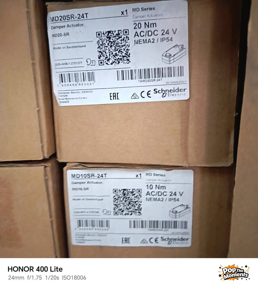 🔥 للبيع | Schneider Electric Damper Actuators 🔥

متوفر Damper Actuators أصلية من Schneider Electric، مناسبة لمشاريع HVAC وBMS.

✅ MD10SR-24T
🔹 Torque: 10 Nm
🔹 AC/DC 24V
🔹 Spring Return

✅ MD20SR-24T
🔹 Torque: 20 Nm
🔹 AC/DC 24V
🔹 Spring Return

المميزات:
✔️ Original Schneider Electric
✔️ جودة واعتمادية عالية
✔️ مناسبة للتحكم في جميع أنواع الـ Dampers

الاستخدامات:
✅ AHU
✅ Fire & Smoke Dampers
✅ Fresh Air Dampers
✅ Ventilation Systems
✅ جميع تطبيقات الـ BMS

⭐ المنتجات جديدة ولم تُستخدم.
💰 أسعار مميزة جدًا لأنها فائض مشروع (Project Surplus)، لذلك أقل من أسعار السوق.
📦 الكميات محدودة.

🚚 الشحن متاح ..


**إذا كنت صاحب هذا الإعلان وتريد حذفه لأي سبب، رجاءا أرسل رسالة إلى الدعم الفني**
