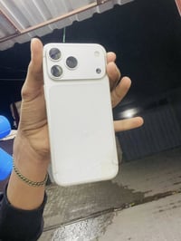 آيفون ١٧ برو ماكس • شاشة مبدلة • ماكو عوج بالشاصي